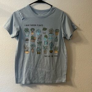 Zoe + Liv plant graphic tee size XS